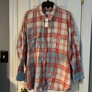 NWT Ladies American Eagle Oversized Plaid Shirt